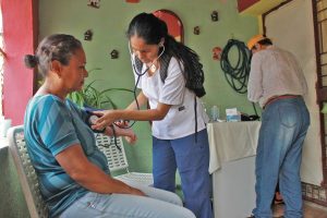 Durante la jornada se brindó atención médica como medicina general, pediatría, odontología y despistaje de diabetes e hipertensión Foto: Prensa VP Diego Ibarra