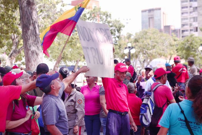 El pueblo carabobeño se hizo presente en las Plazas Bolívar de la entidad para rechazar el bloqueo económico Foto: Prensa PSUV Carabobo