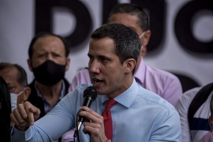 La AN del año 2015, liderada por Juan Guaidó pretende seguir legislando con base en la tesis de la continuidad administrativa Foto: Agencias